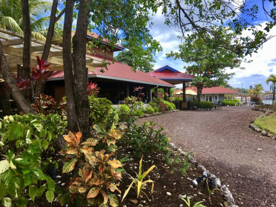 Victory Bar & Restaurant